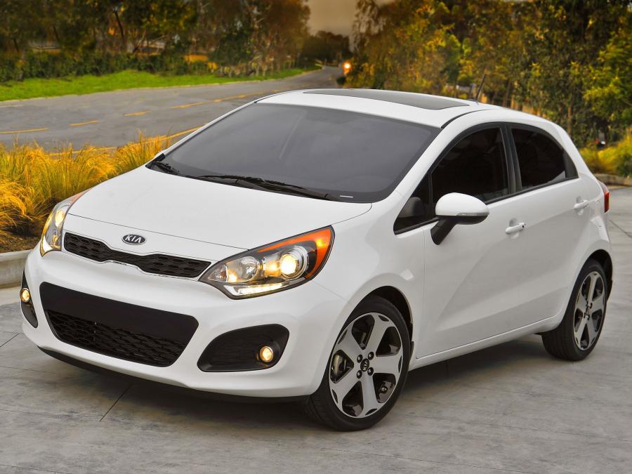  Kia Rio 5-Door 2011 года  (US) (фото 28 из 76)